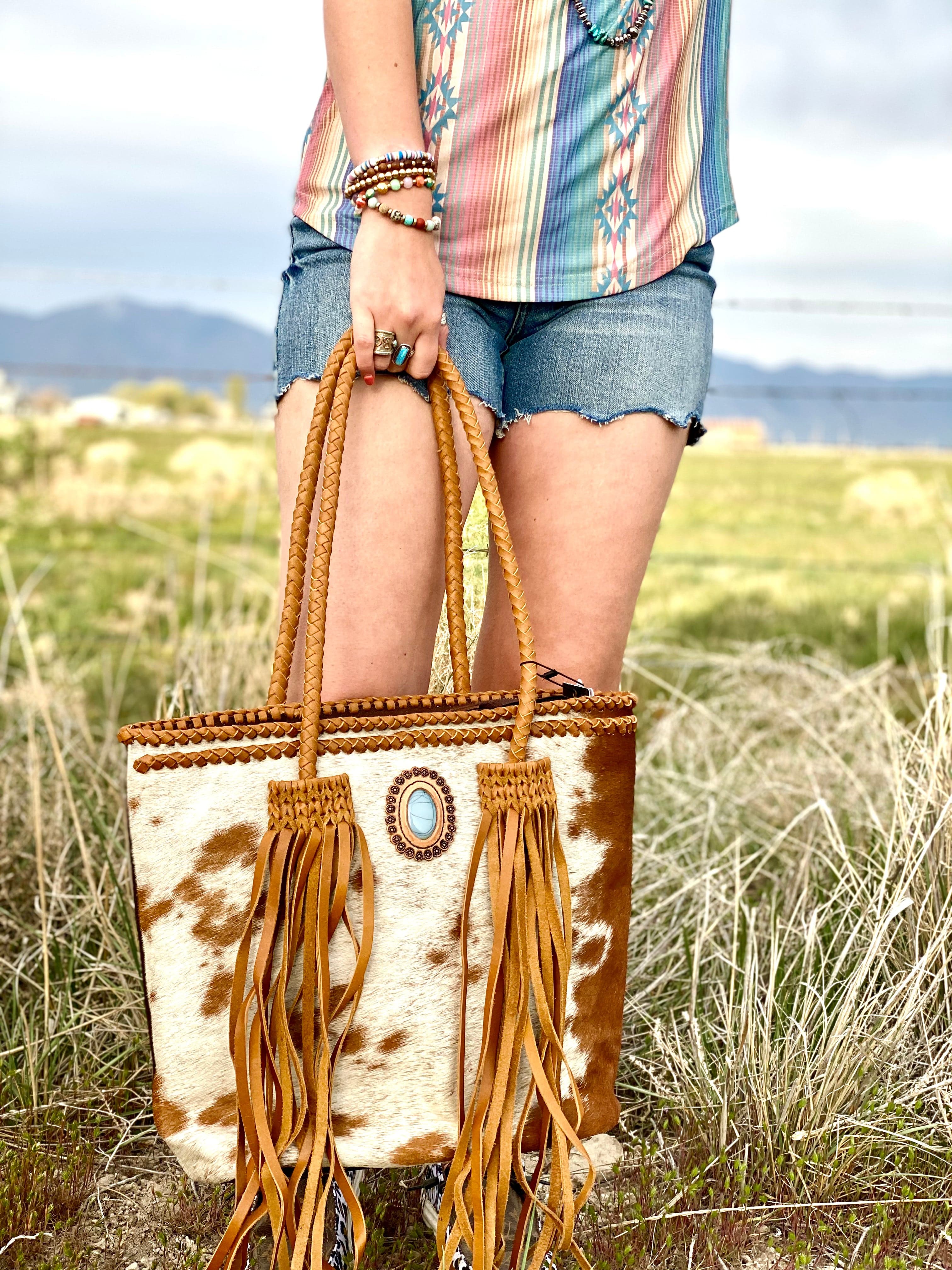 Fabulous Fringe Bags  Western purses, Cowhide purse, Bags