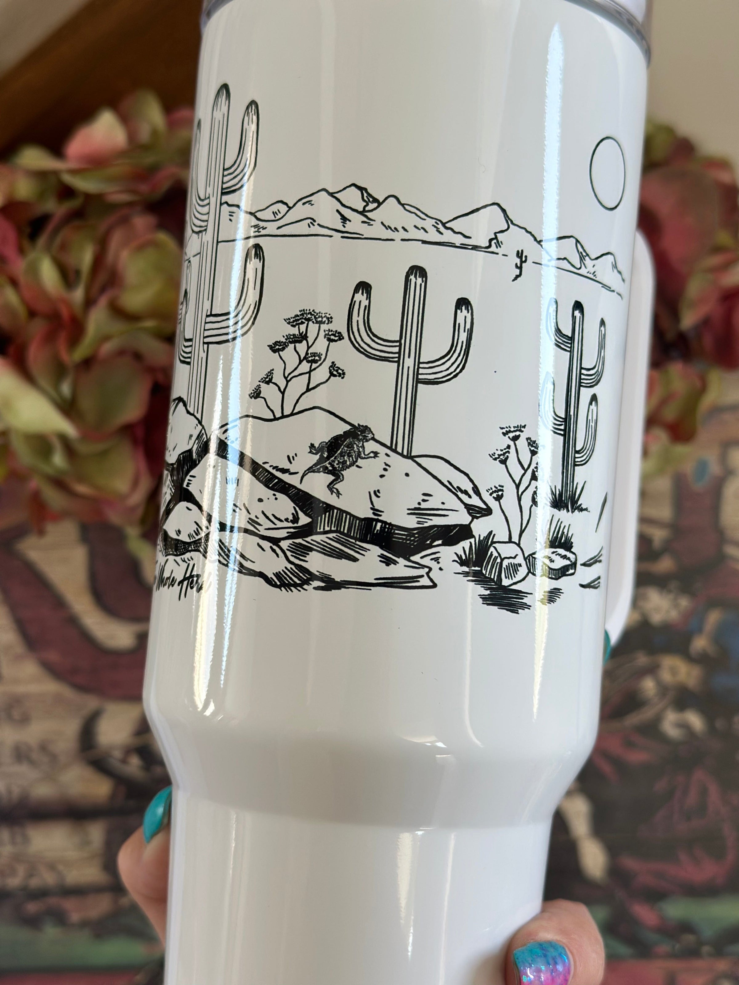 https://www.shopenvime.com/cdn/shop/files/the-arizona-cactus-western-40-oz-tumbler-western-accessories-shop-envi-me-34274729721953_2400x.jpg?v=1701873874